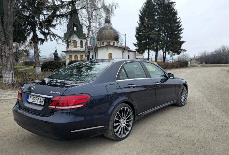 Mercedes-Benz E 350 FACE/РЕАЛНИ КМ/КАМЕРА/ПОДГРЕВ/, снимка 7 - Автомобили и джипове - 49123892