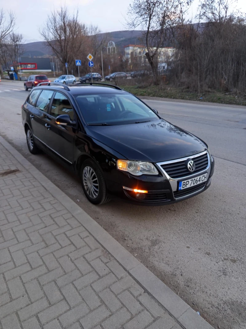 VW Passat 1900, снимка 1 - Автомобили и джипове - 49494862