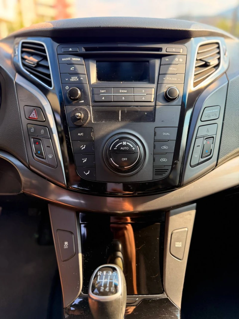 Hyundai I40, снимка 13 - Автомобили и джипове - 52705891