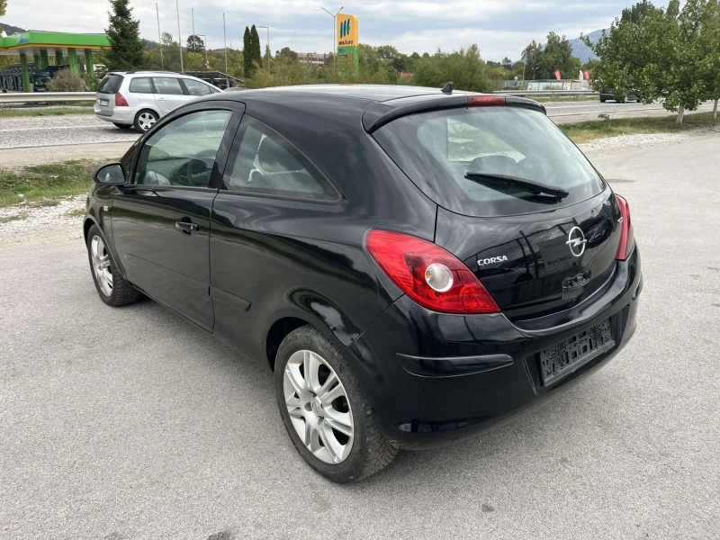Opel Corsa 1.3CDTI 75кс EURO 4 КЛИМАТИК, снимка 5 - Автомобили и джипове - 52030720