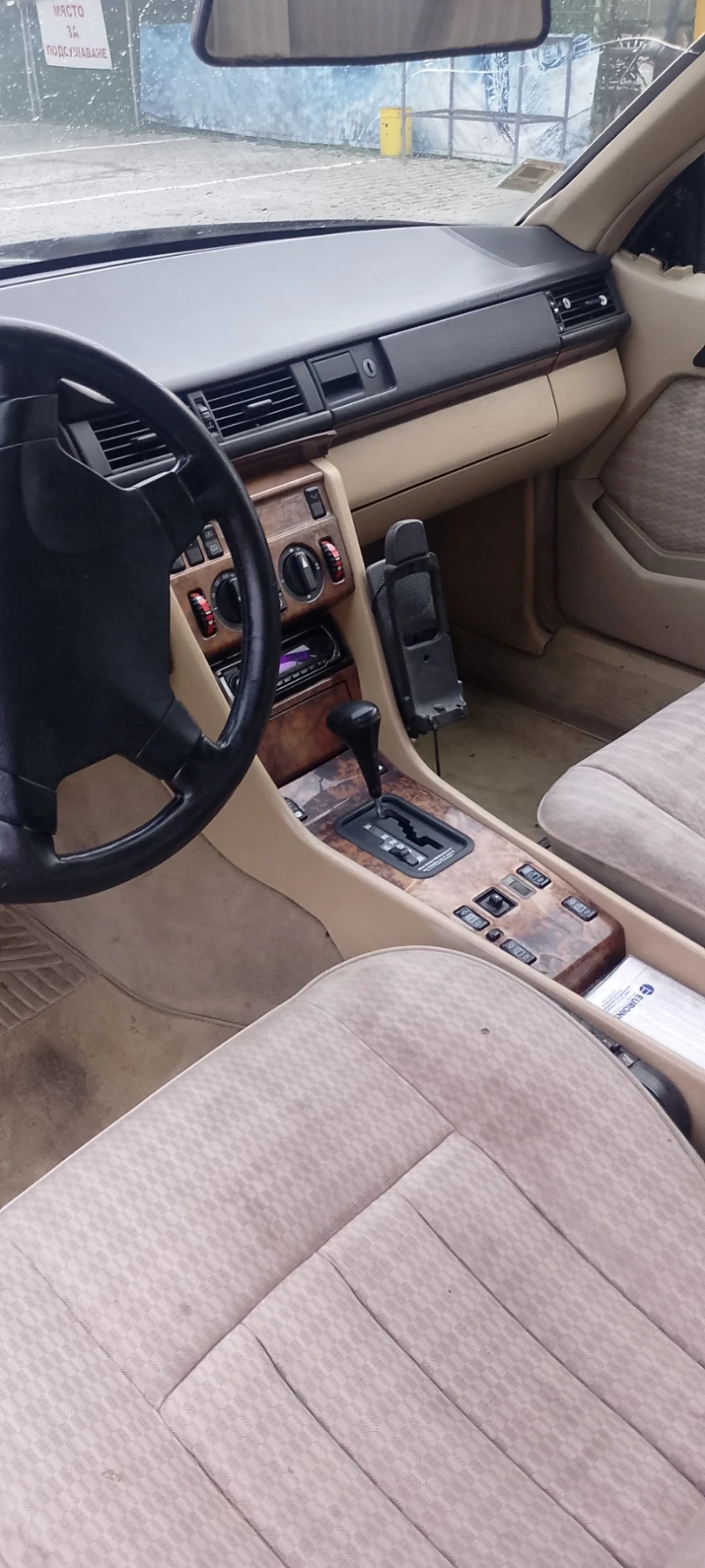 Mercedes-Benz 124, снимка 10 - Автомобили и джипове - 53147612