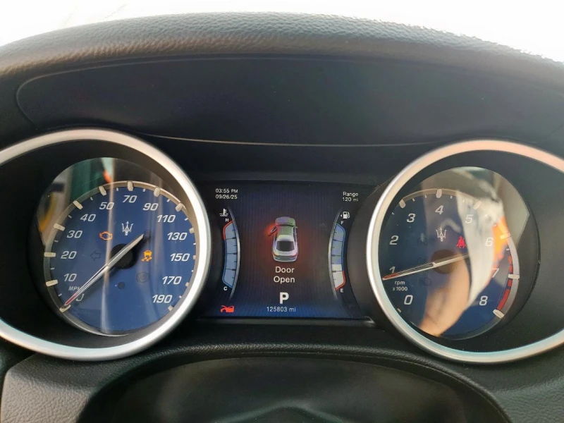 Maserati Ghibli V6 TWIN TURBO, снимка 9 - Автомобили и джипове - 52552641