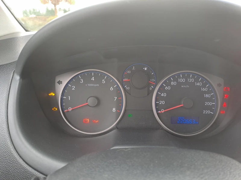 Hyundai I20, снимка 8 - Автомобили и джипове - 52627060