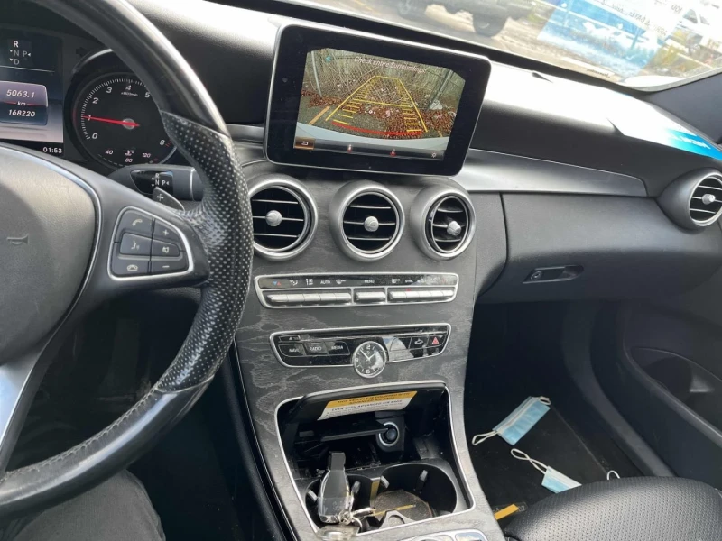 Mercedes-Benz C 300 AMG-pkg* 4Matic* Задна камера* Подгрев* Пано, снимка 8 - Автомобили и джипове - 52801263