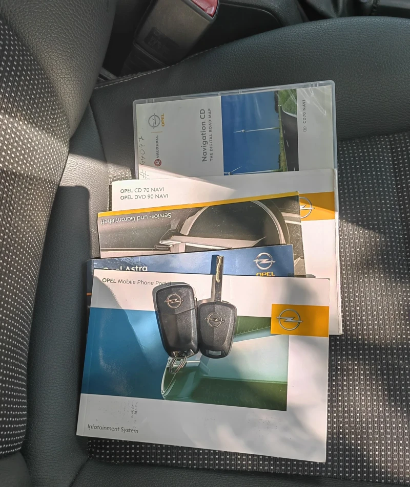 Opel Astra 1.7 cdti, снимка 3 - Автомобили и джипове - 52816493