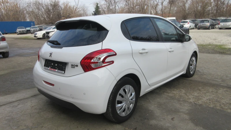 Peugeot 208 1.4-E-HDI-AUTOMAT-68HP, снимка 5 - Автомобили и джипове - 52864306