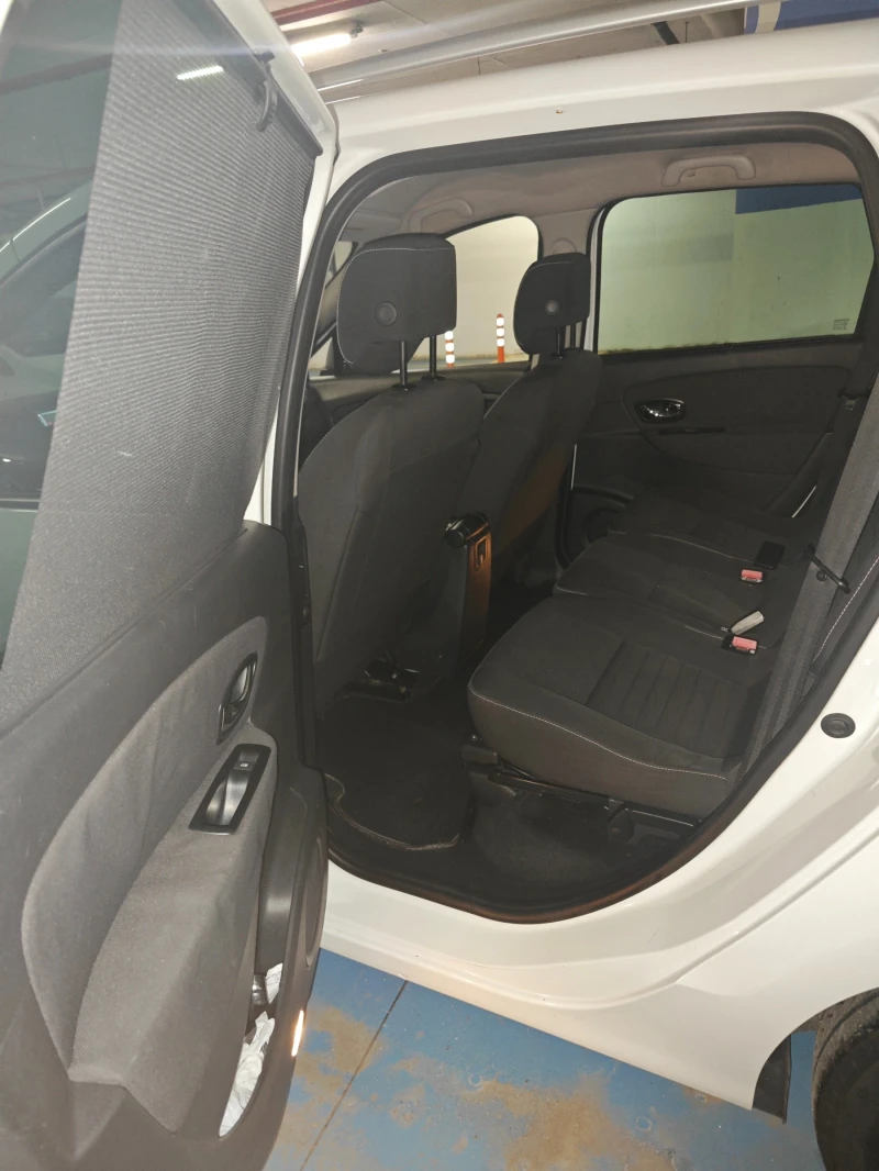 Renault Grand scenic, снимка 7 - Автомобили и джипове - 53070001