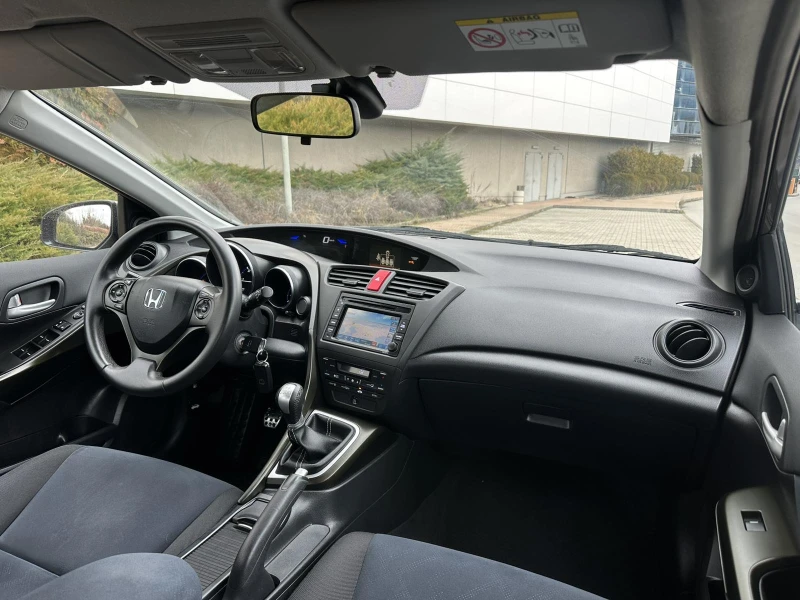 Honda Civic 1.6 i-DTEC* ШВЕЙЦАРИЯ* , снимка 15 - Автомобили и джипове - 53454716