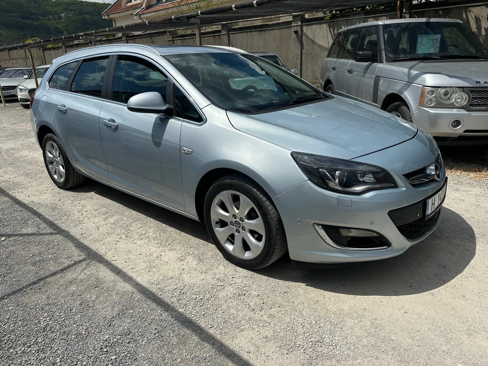 Opel Astra 1.4 Т-СПОРТ ТУРЕР-140 к.с. Авоматик - изображение 4