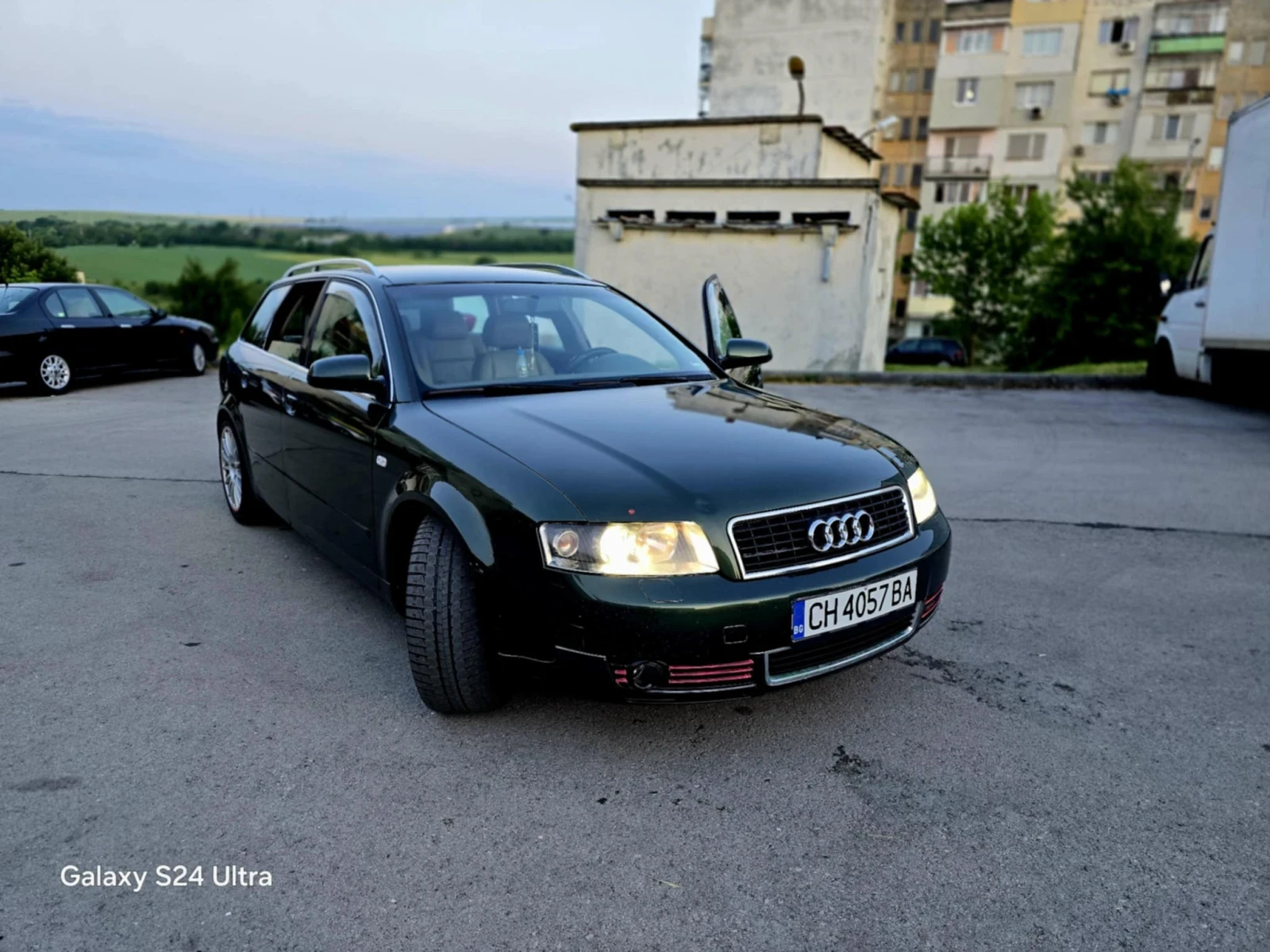 Audi A4 2.4i V6  - изображение 10