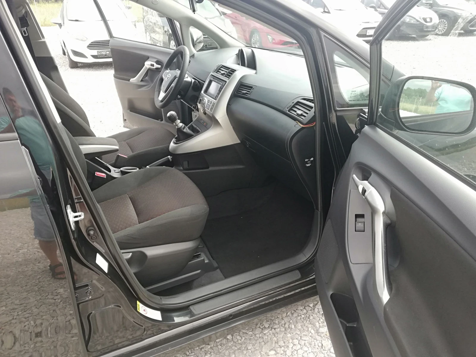 Toyota Verso 2.0d4d kli navi  | Mobile.bg   13