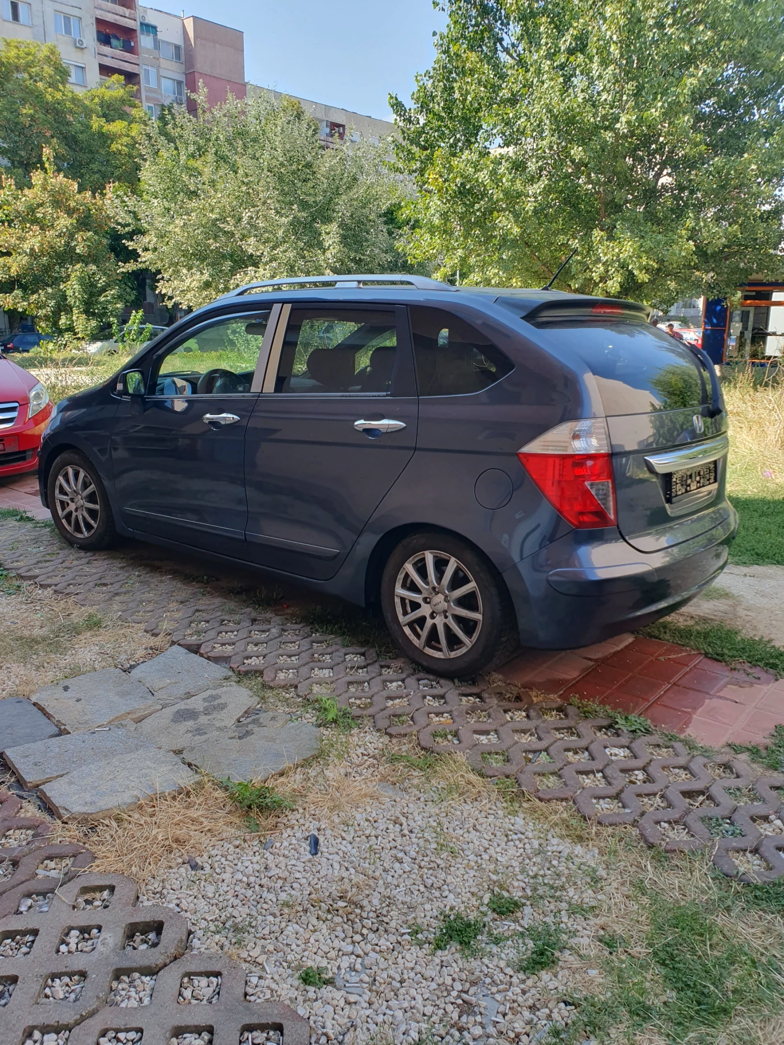 Honda Fr-v 2.0 - изображение 5