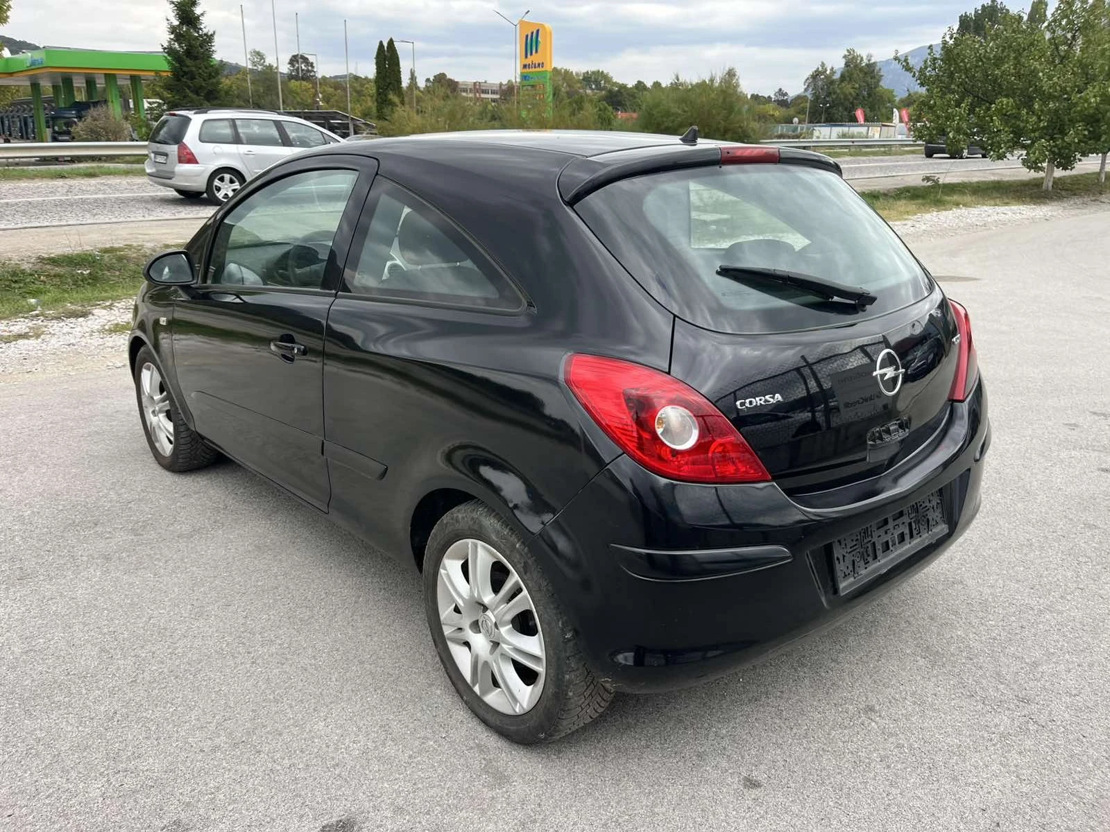 Opel Corsa 1.3CDTI 75кс EURO 4 КЛИМАТИК - изображение 5