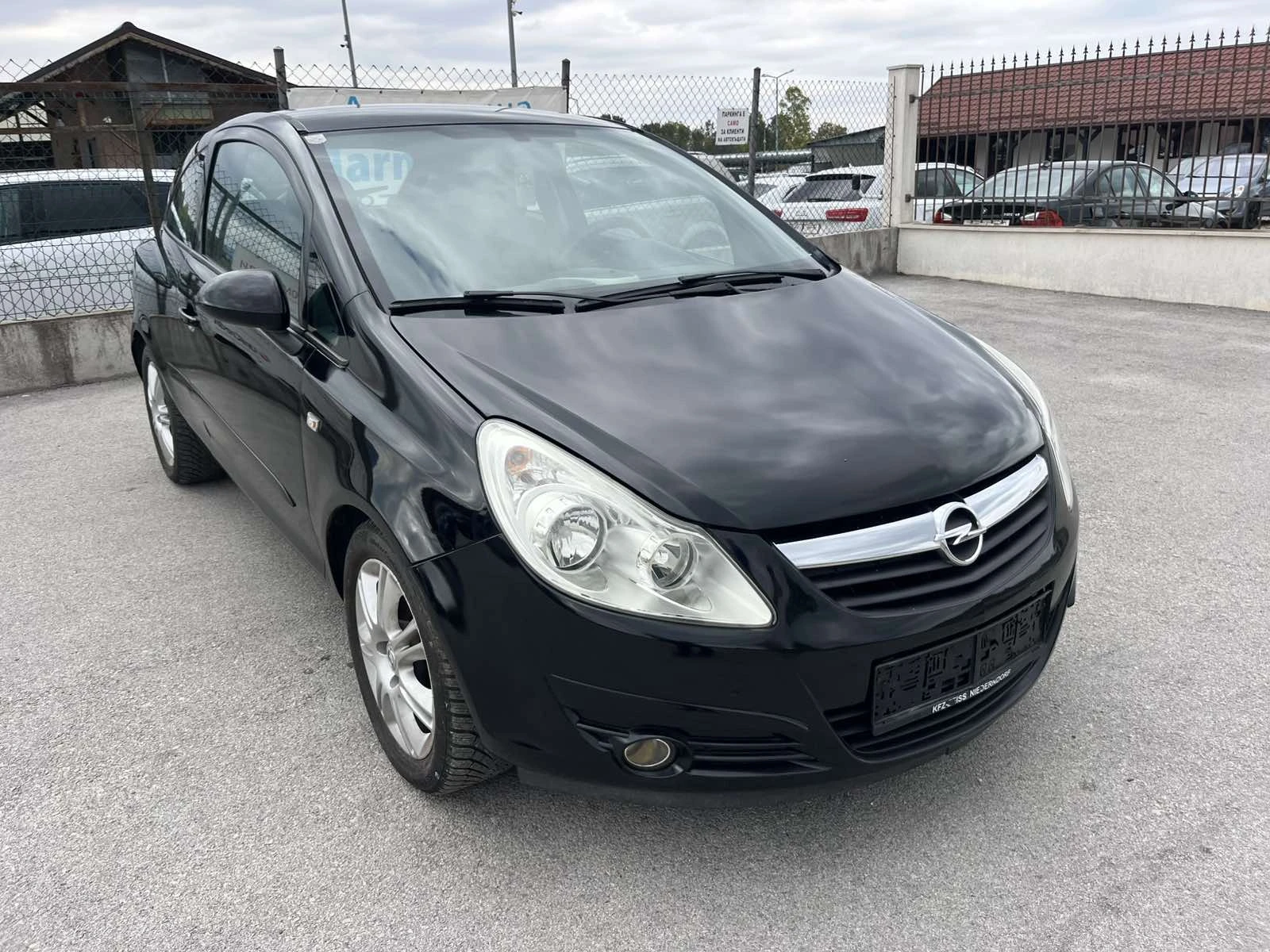 Opel Corsa 1.3CDTI 75кс EURO 4 КЛИМАТИК - изображение 3