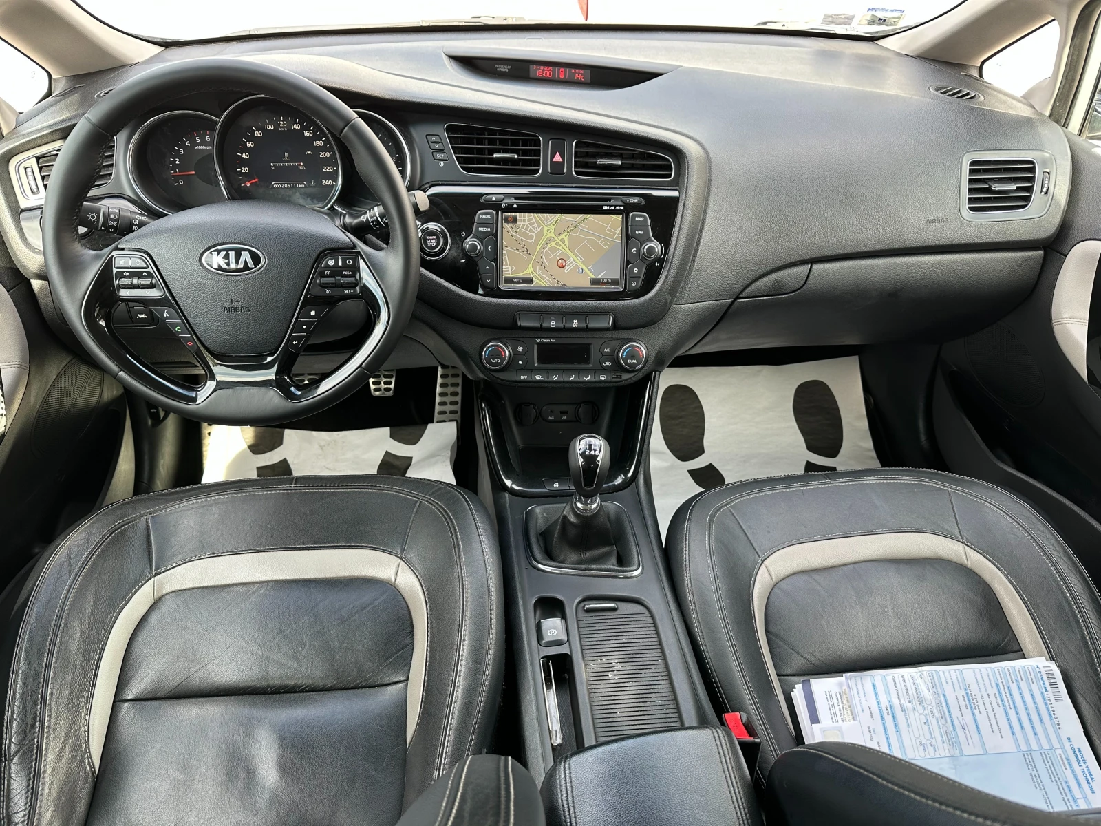 Kia Ceed 1.6d 110 ..  | Mobile.bg   10
