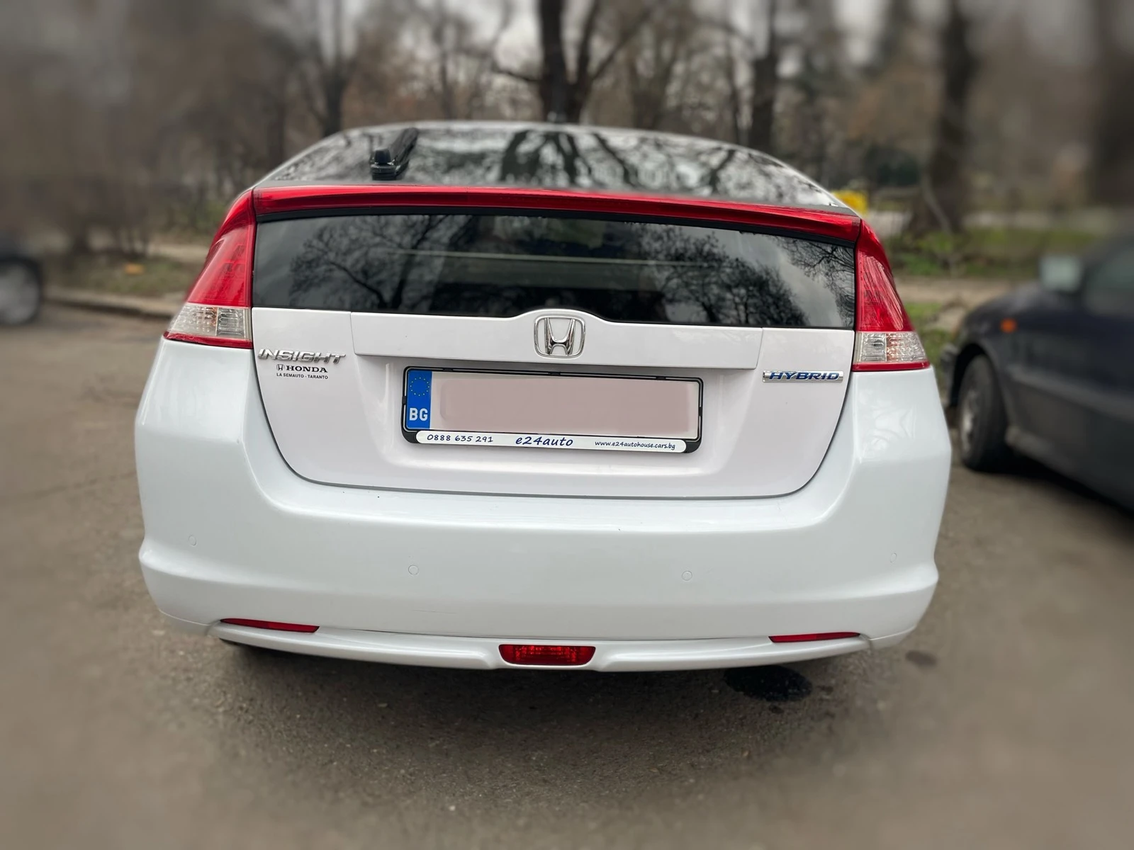 Honda Insight 1.3 i-VTEC (88 кс) Hybrid CVT - изображение 4