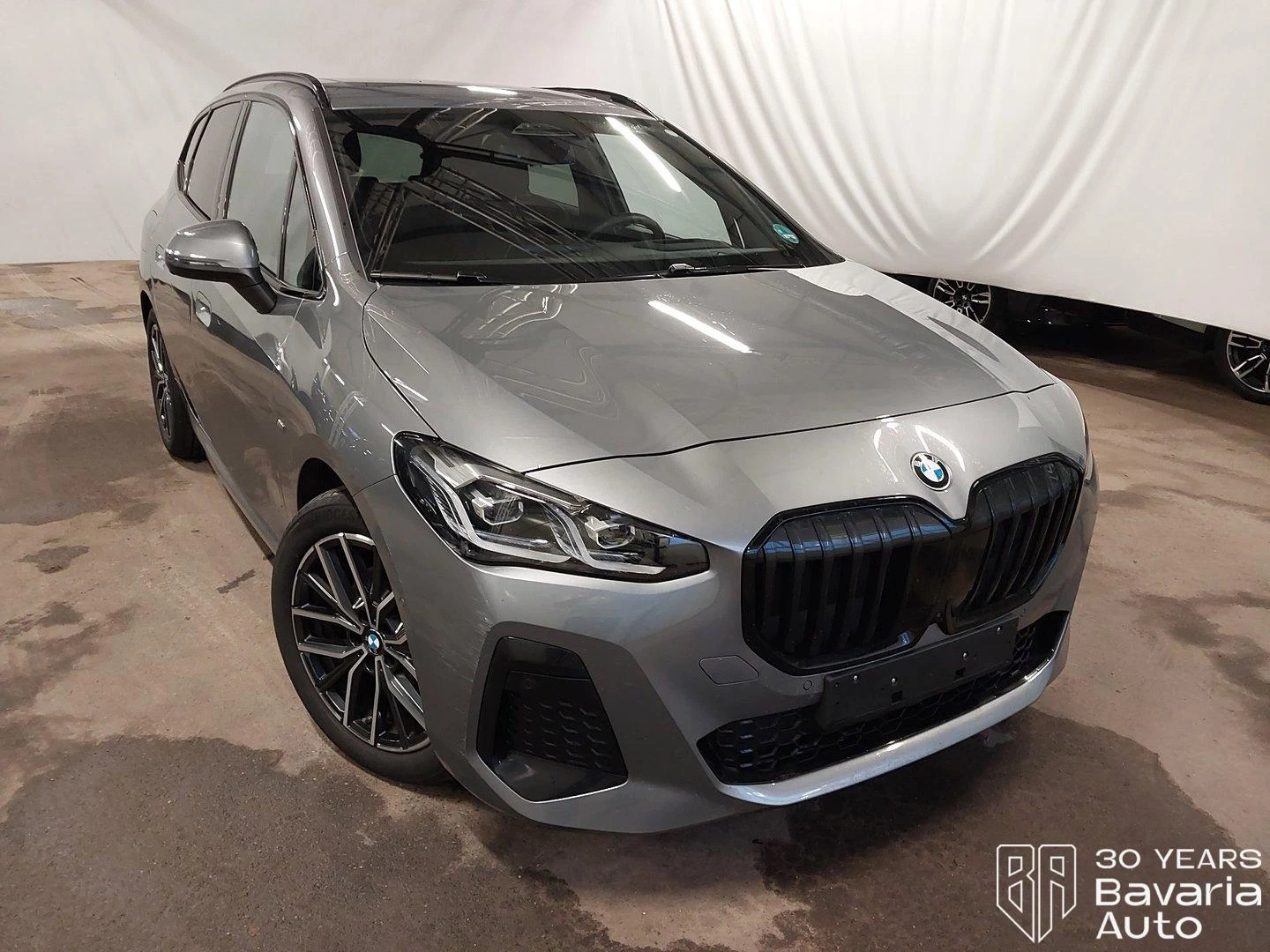BMW 220 d Active Tourer M Sport Paket Sportautomatic - изображение 4