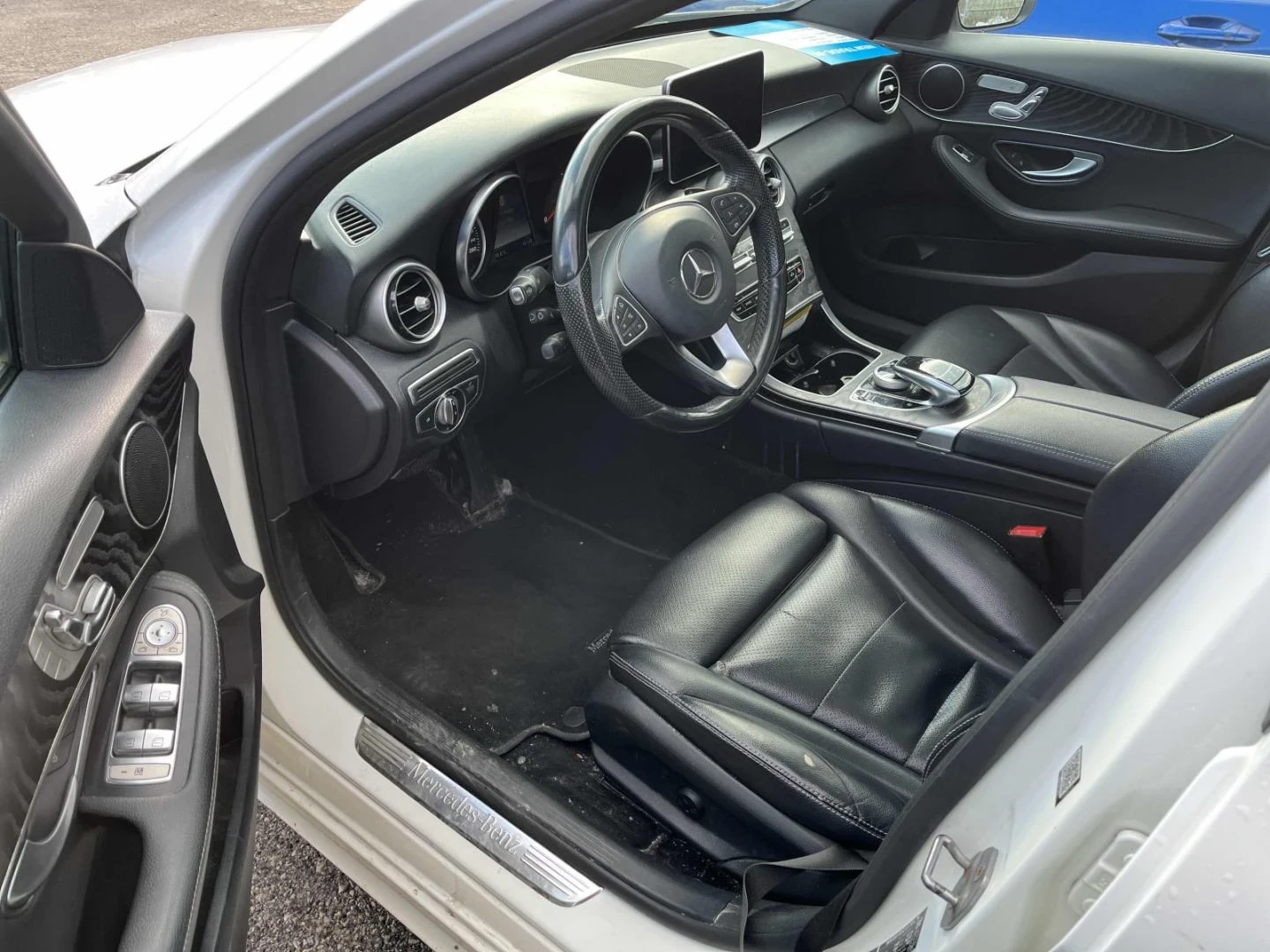 Mercedes-Benz C 300 AMG-pkg* 4Matic* Задна камера* Подгрев* Пано - изображение 6