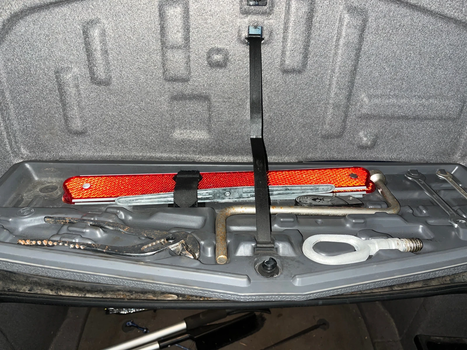 BMW 520 520i, снимка 4 - Автомобили и джипове - 53851780