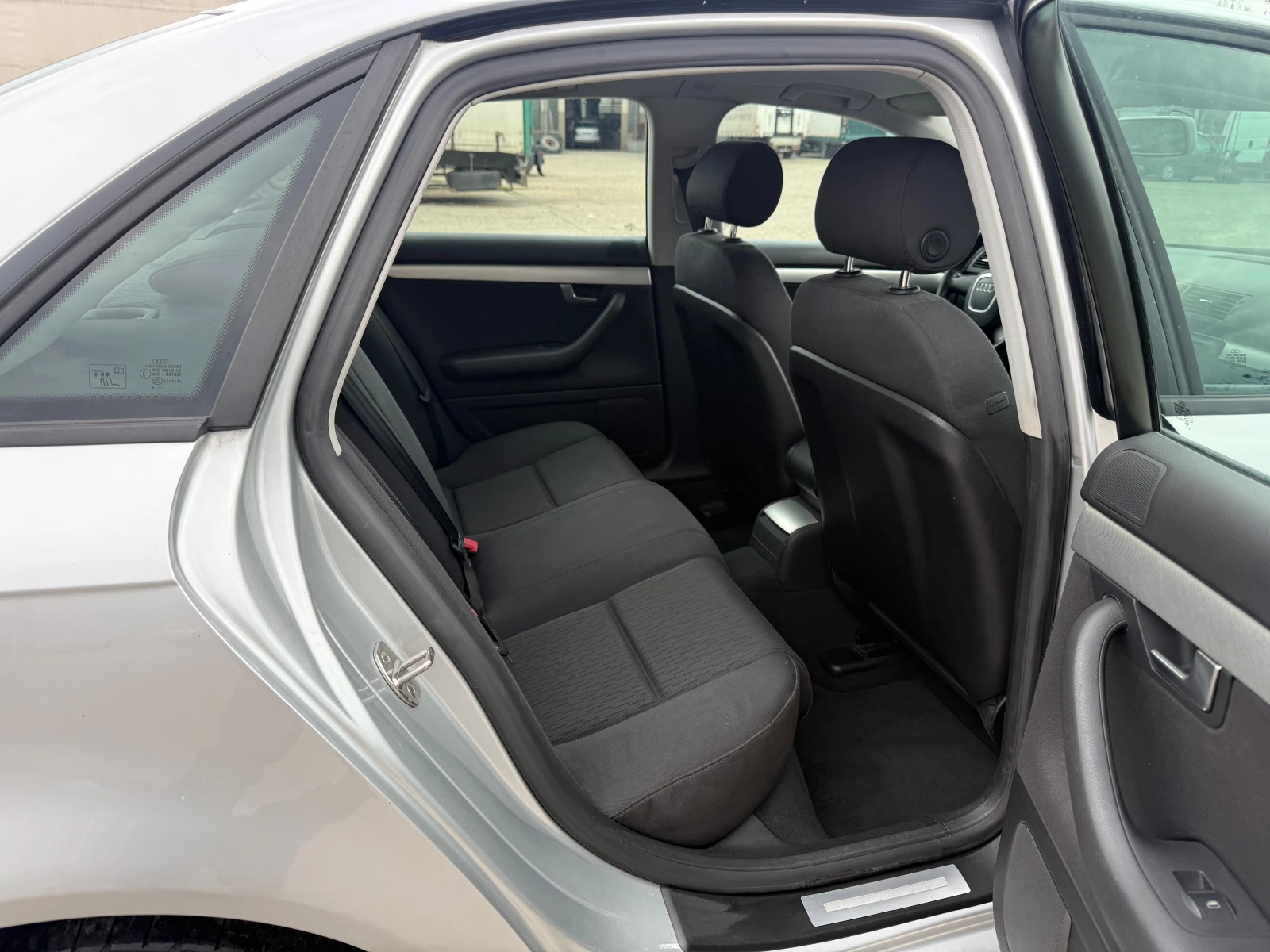 Audi A4 2.0 FSI | Mobile.bg � ����������� 13