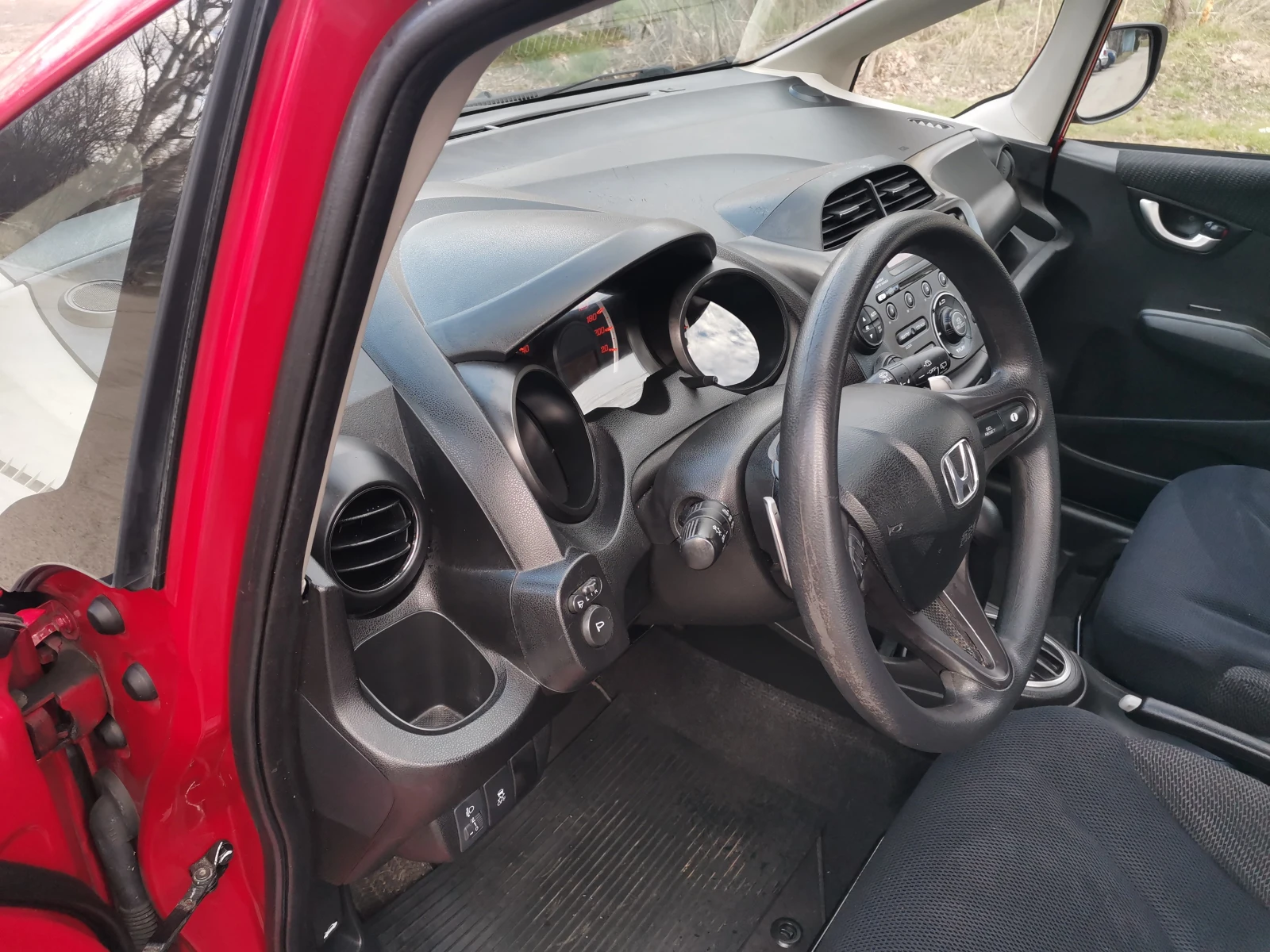 Honda Jazz 1.4i-VTEC, снимка 10 - Автомобили и джипове - 54271685