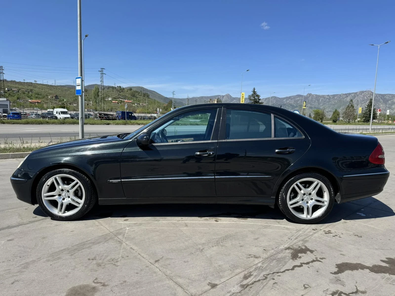 Mercedes-Benz E 320, снимка 15 - Автомобили и джипове - 54332969