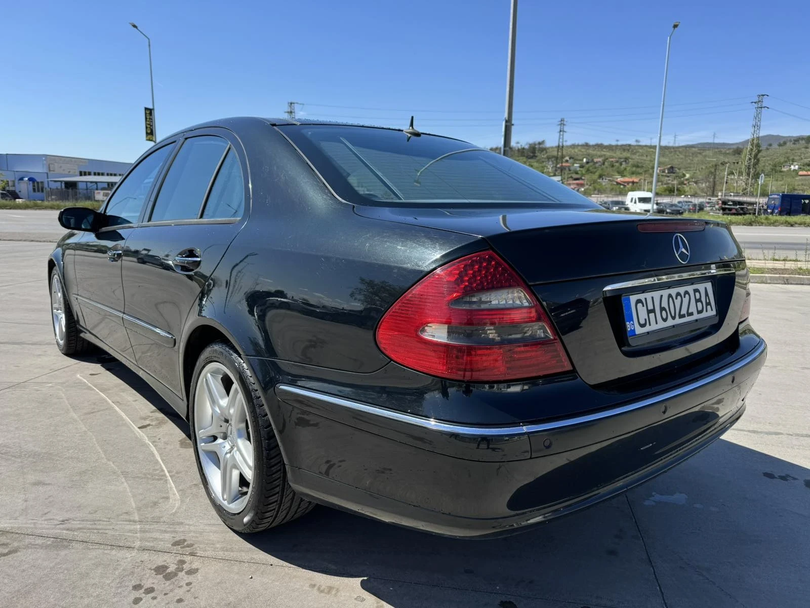 Mercedes-Benz E 320, снимка 14 - Автомобили и джипове - 54332969
