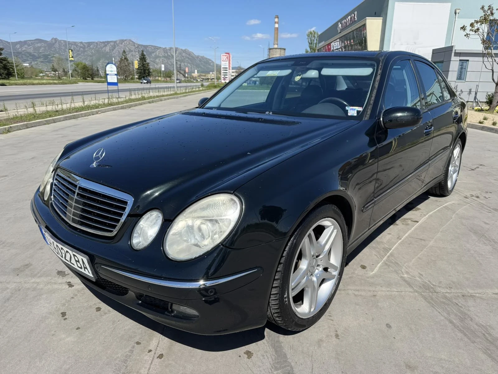 Mercedes-Benz E 320