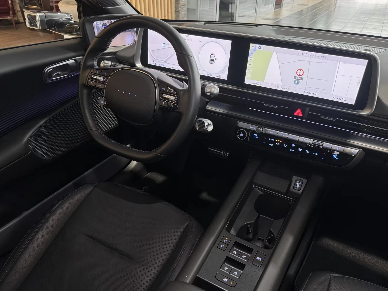 Hyundai Ioniq 6 UNIQ* 77.4KW* 228H.P.* PANO* ГАРАНЦИЯ, снимка 4 - Автомобили и джипове - 55368595