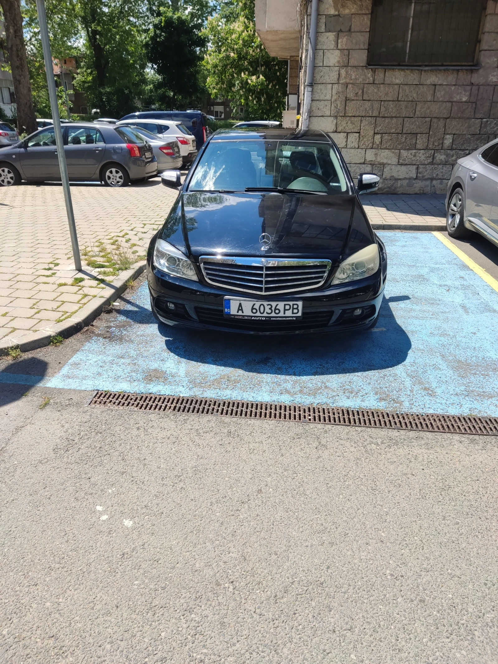 Mercedes-Benz C 220, снимка 5 - Автомобили и джипове - 54596151