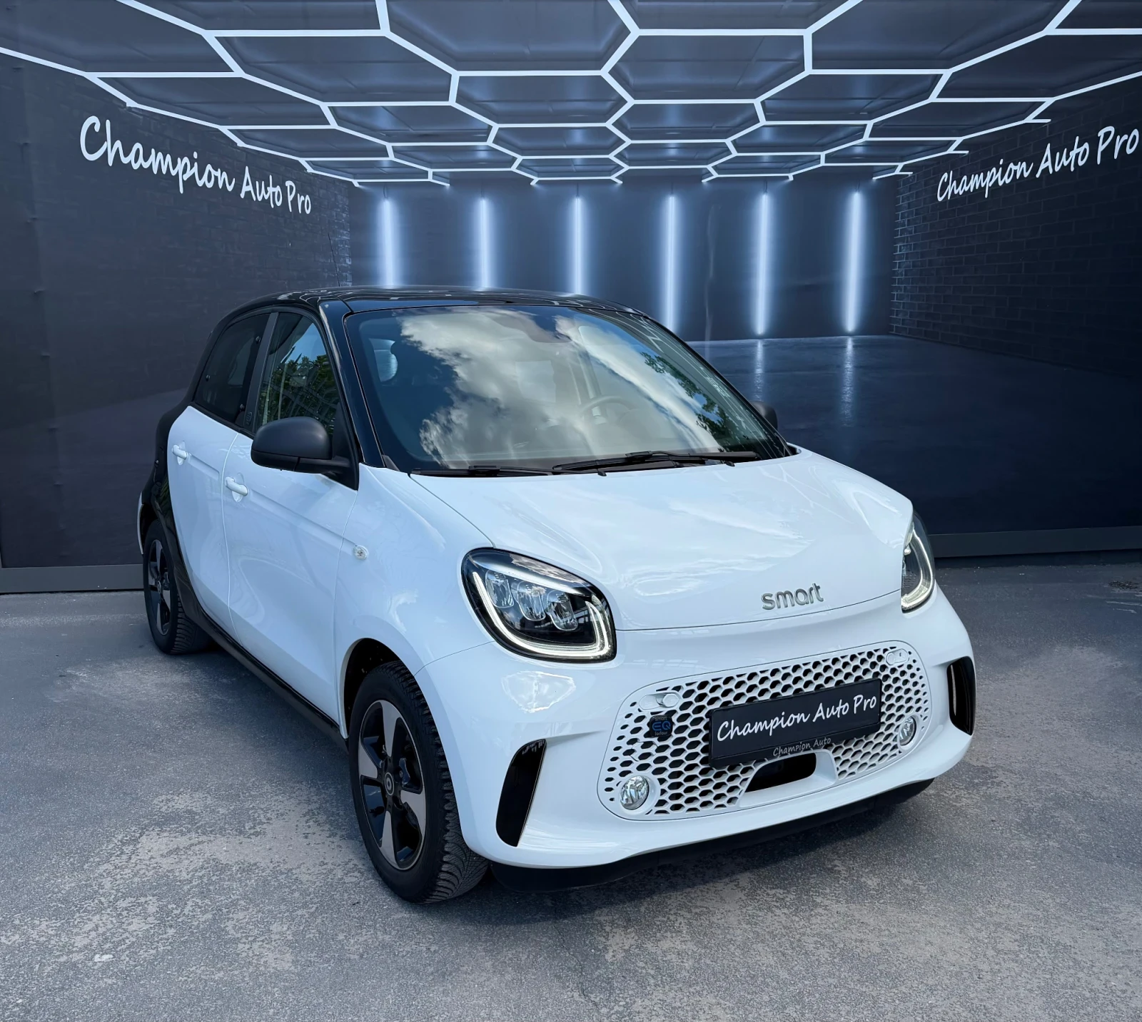 Smart Forfour, снимка 3 - Автомобили и джипове - 54596025