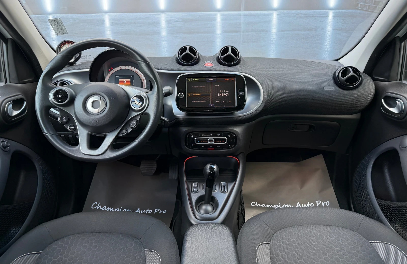 Smart Forfour, снимка 8 - Автомобили и джипове - 54596025