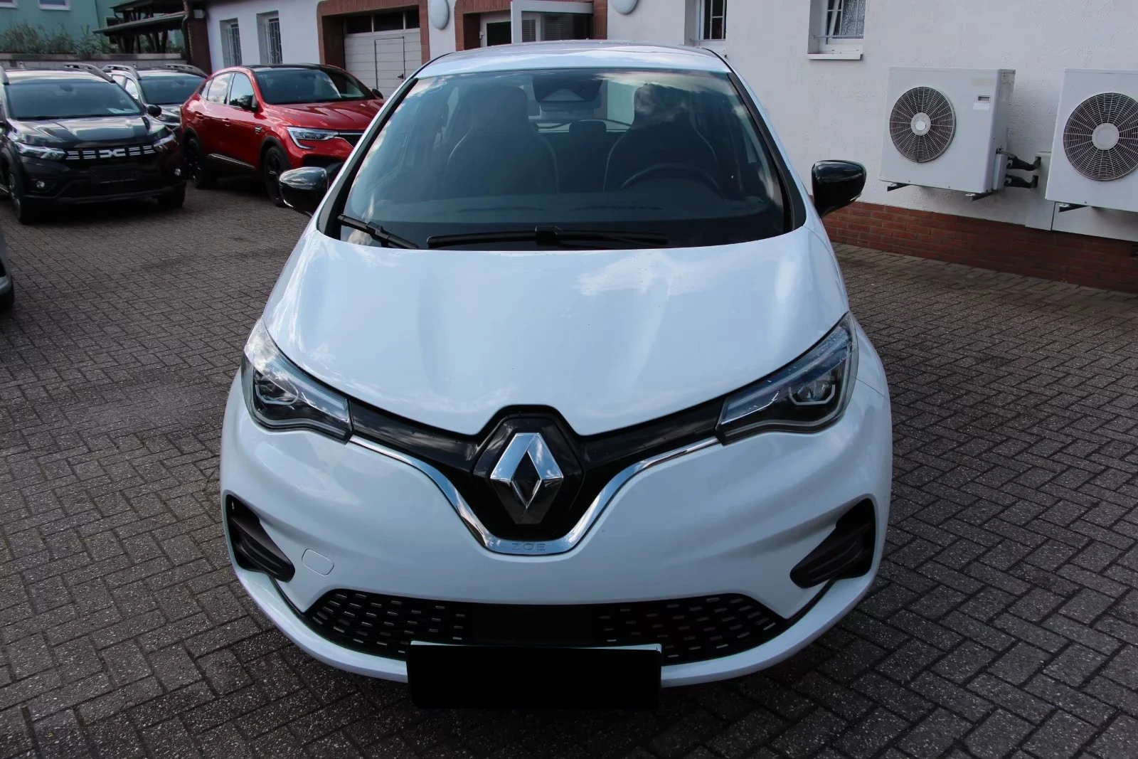 Renault Zoe R110/52KWH/109HP/СОБ.БАТЕРИЯ/ТЕРМО.П/CARPLAY/, снимка 9 - Автомобили и джипове - 54916908