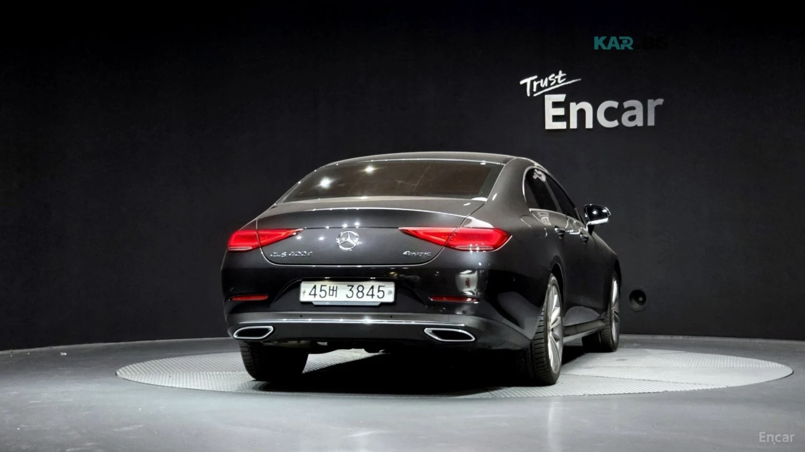 Mercedes-Benz CLS 400 d* 4MATIC* ПОДГРЕВ* ОБДУХВАНЕ* BURMESTER* 360* , снимка 4 - Автомобили и джипове - 54934028