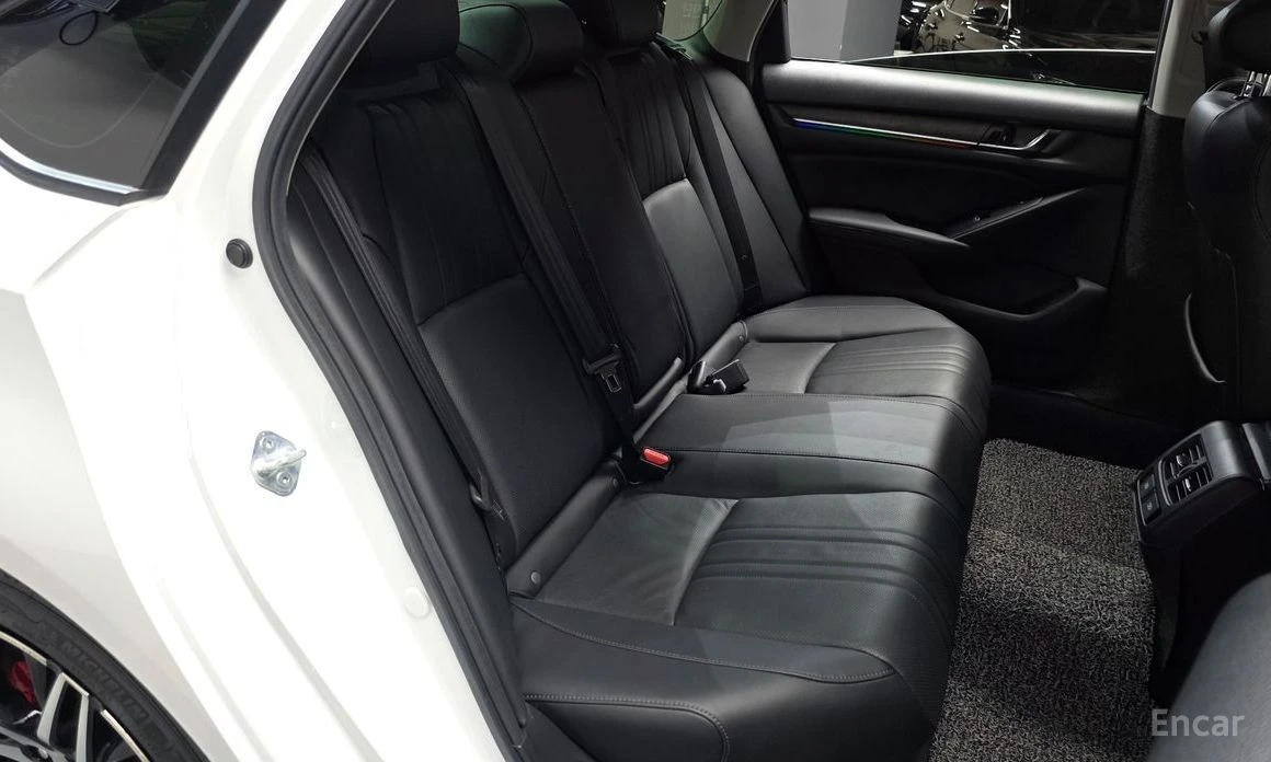 Honda Accord, снимка 12 - Автомобили и джипове - 55085279