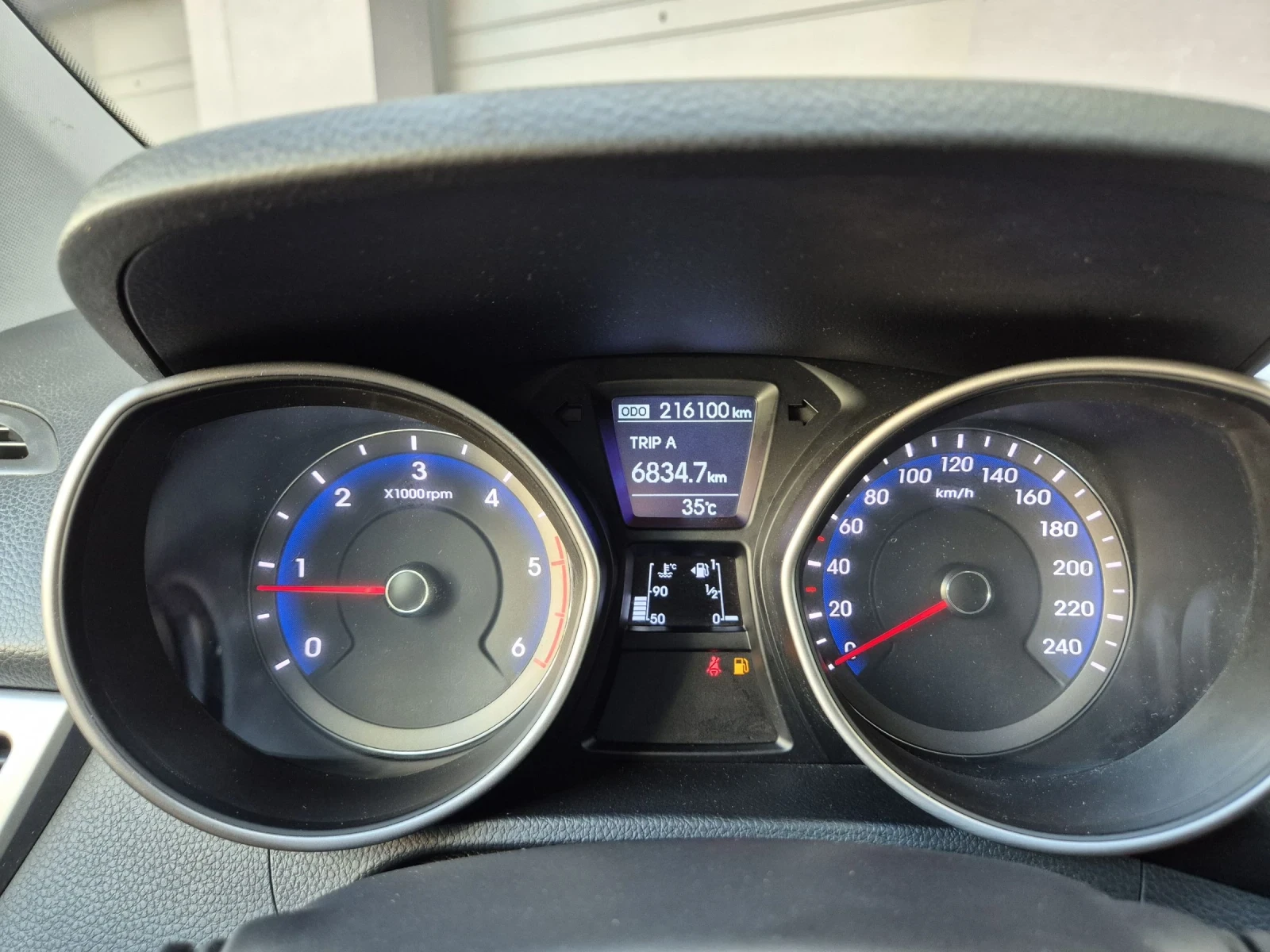 Hyundai I30 1.6Crdi#Navi#, снимка 13 - Автомобили и джипове - 55409099
