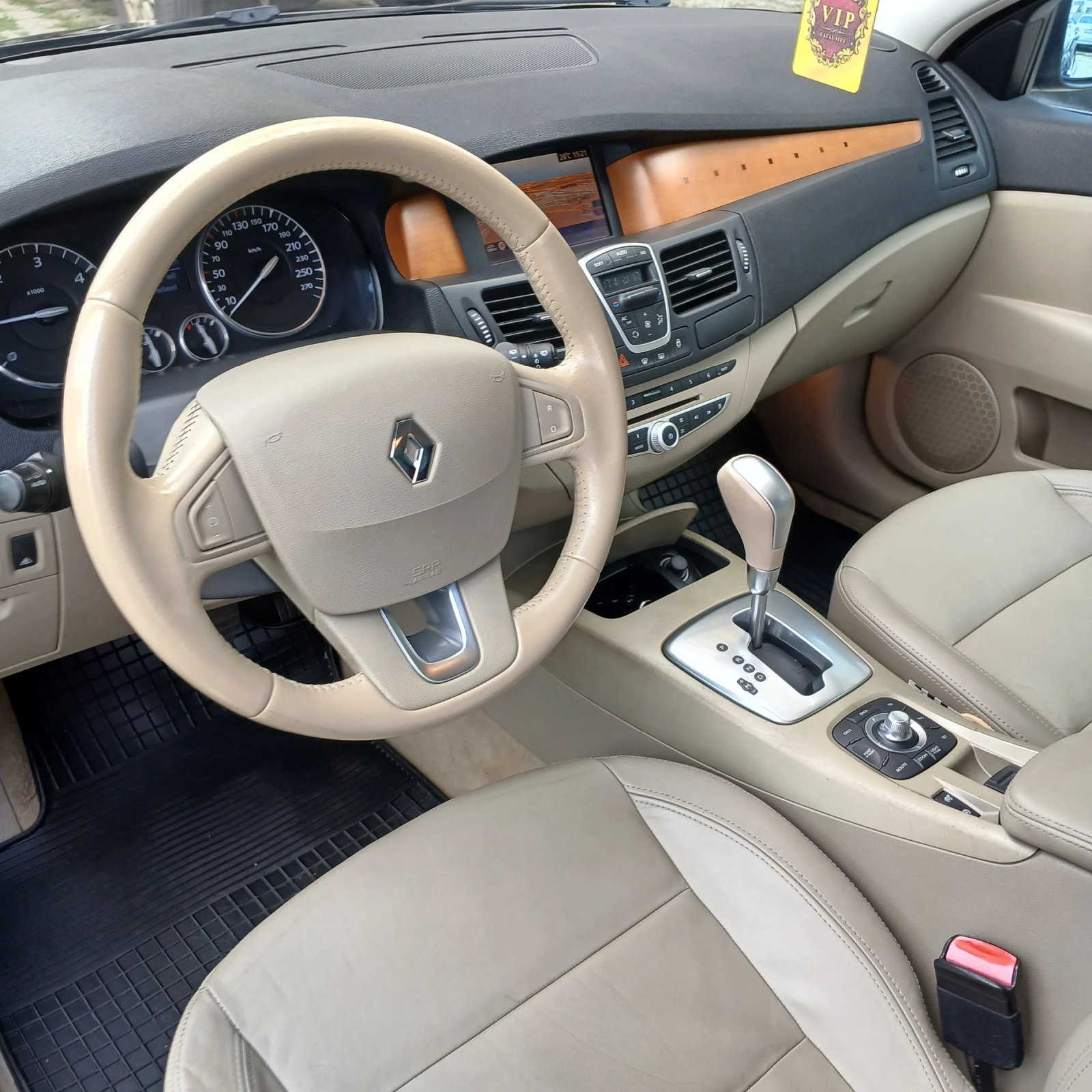 Renault Laguna АВТОМАТИК , снимка 11 - Автомобили и джипове - 55538578