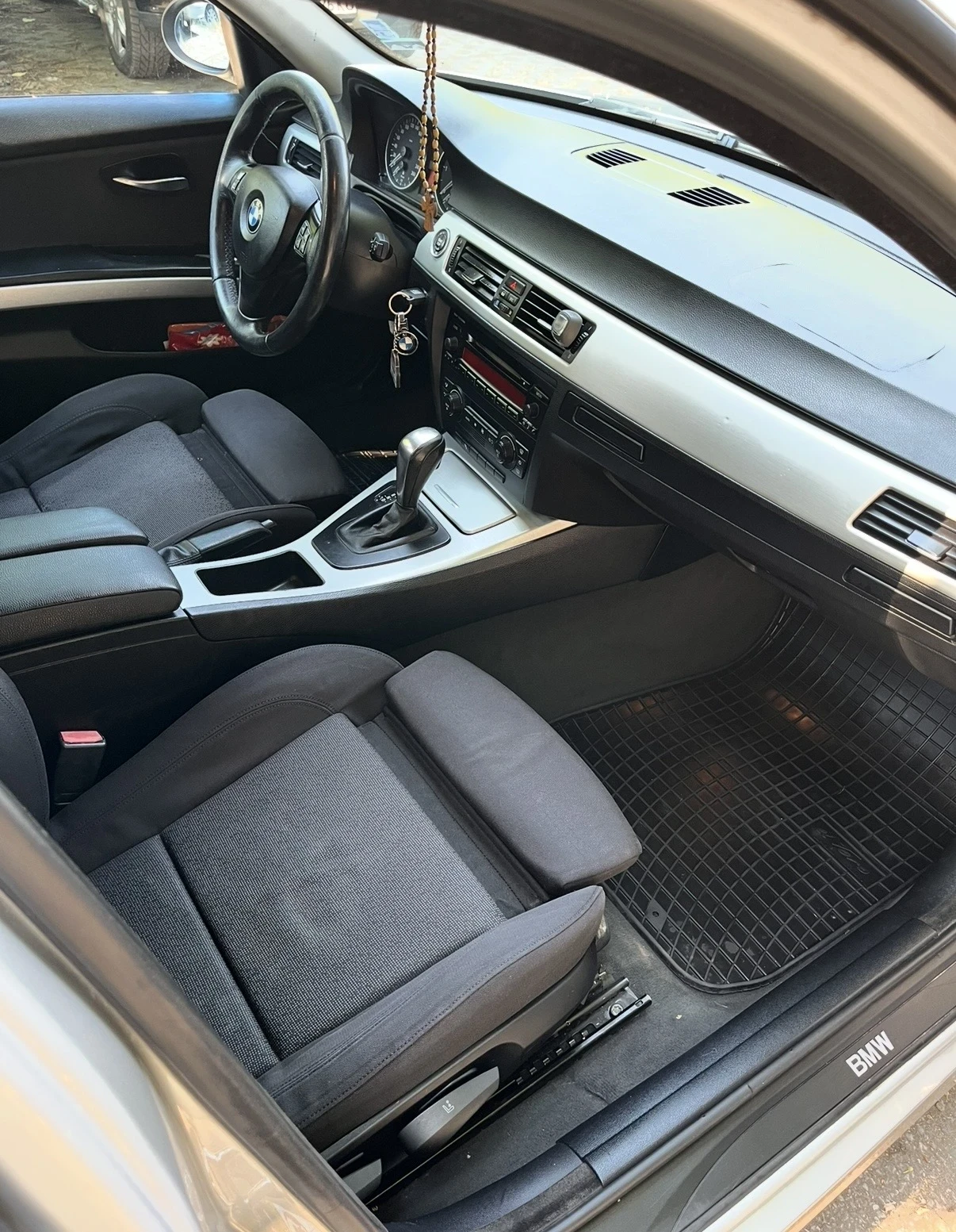 BMW 320 Е90, снимка 9 - Автомобили и джипове - 55734656