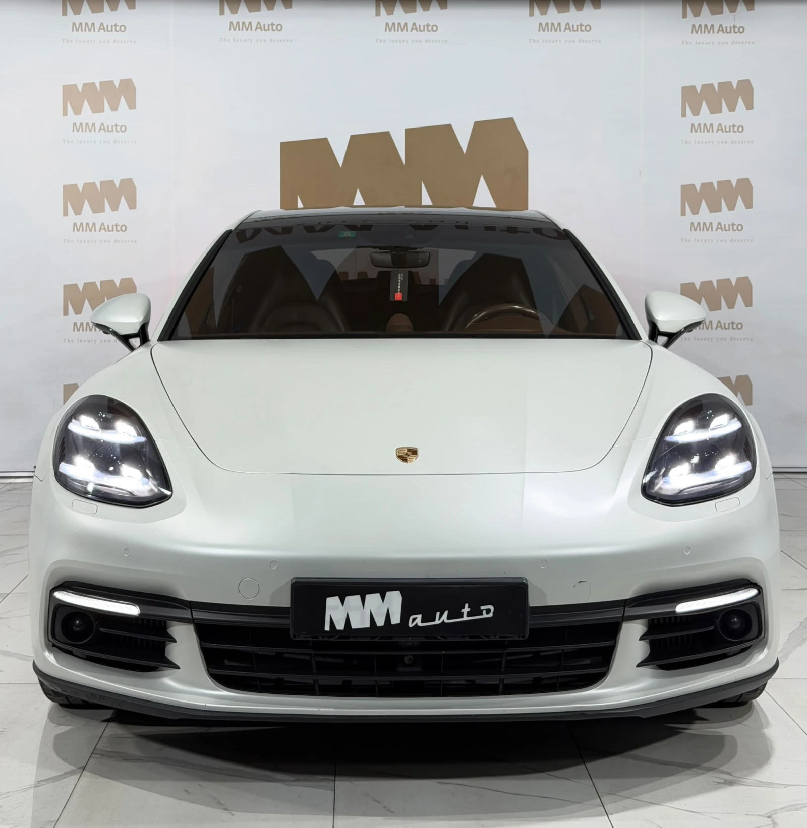 Porsche Panamera 4 E-Hybrid* Sport Turismo* BOSE* Chrono* Pano, снимка 4 - Автомобили и джипове - 56007321