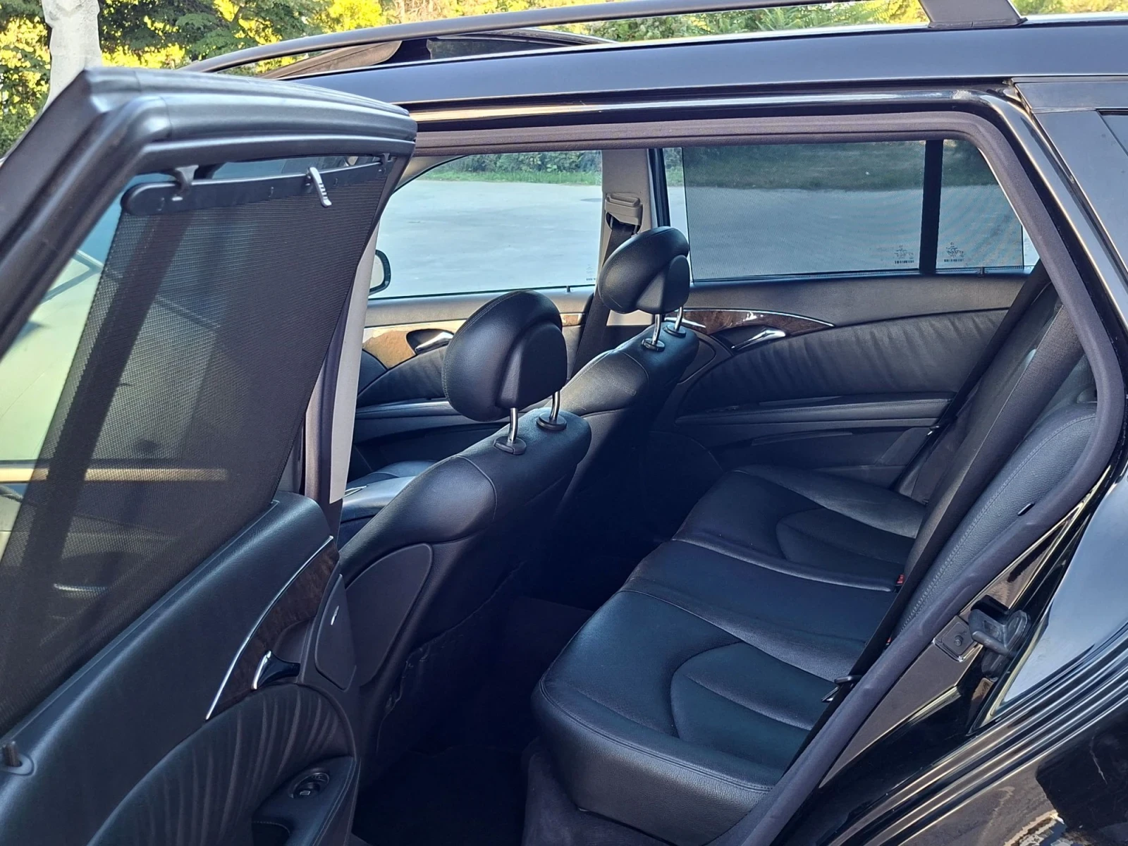Mercedes-Benz E 320 Редови , снимка 11 - Автомобили и джипове - 56298793