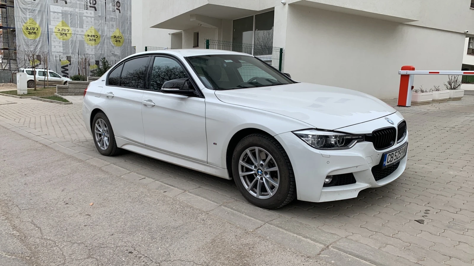 BMW 330 e iPerformance M, снимка 4 - Автомобили и джипове - 56538212
