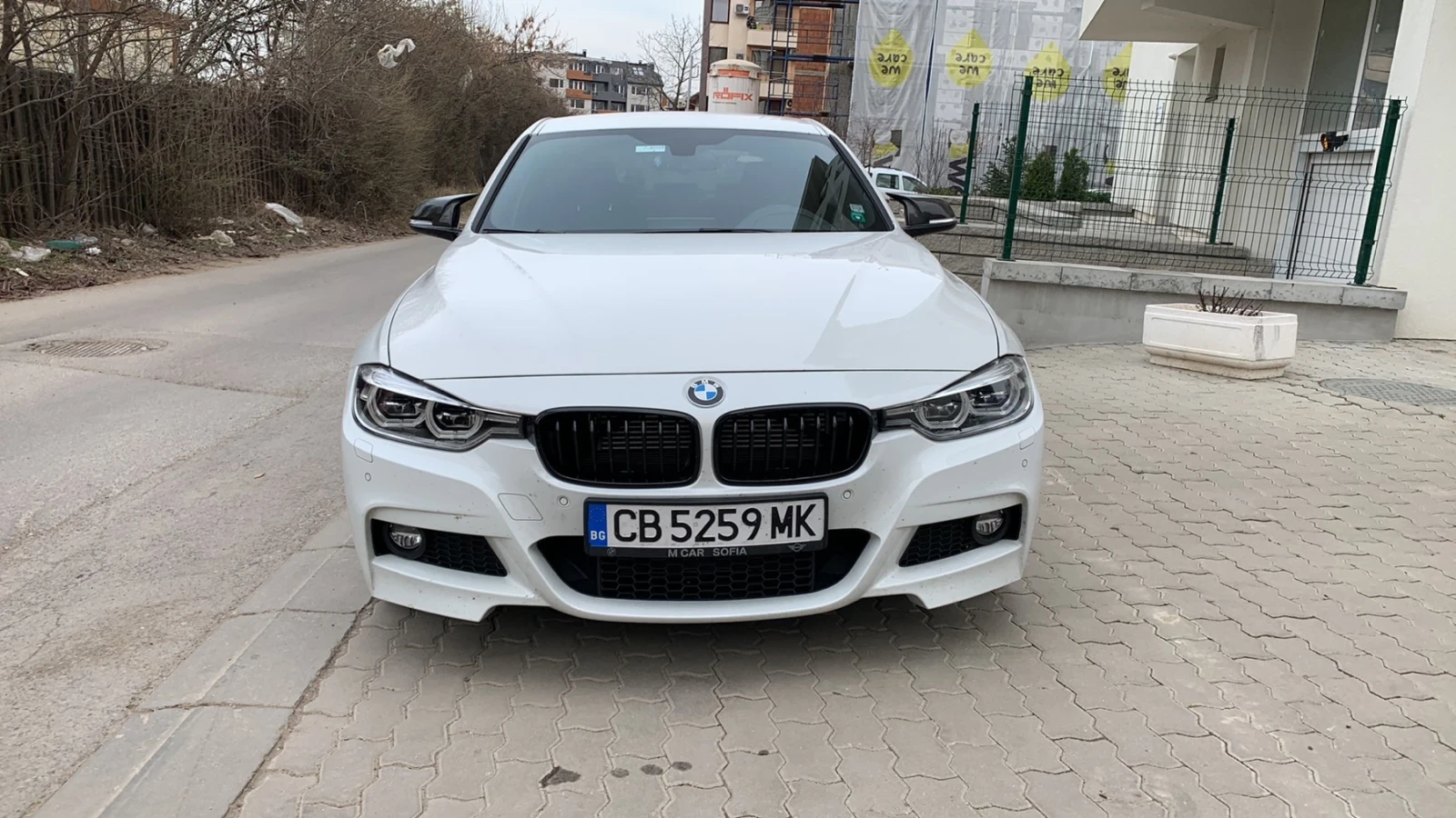 BMW 330 e iPerformance M, снимка 12 - Автомобили и джипове - 56538212