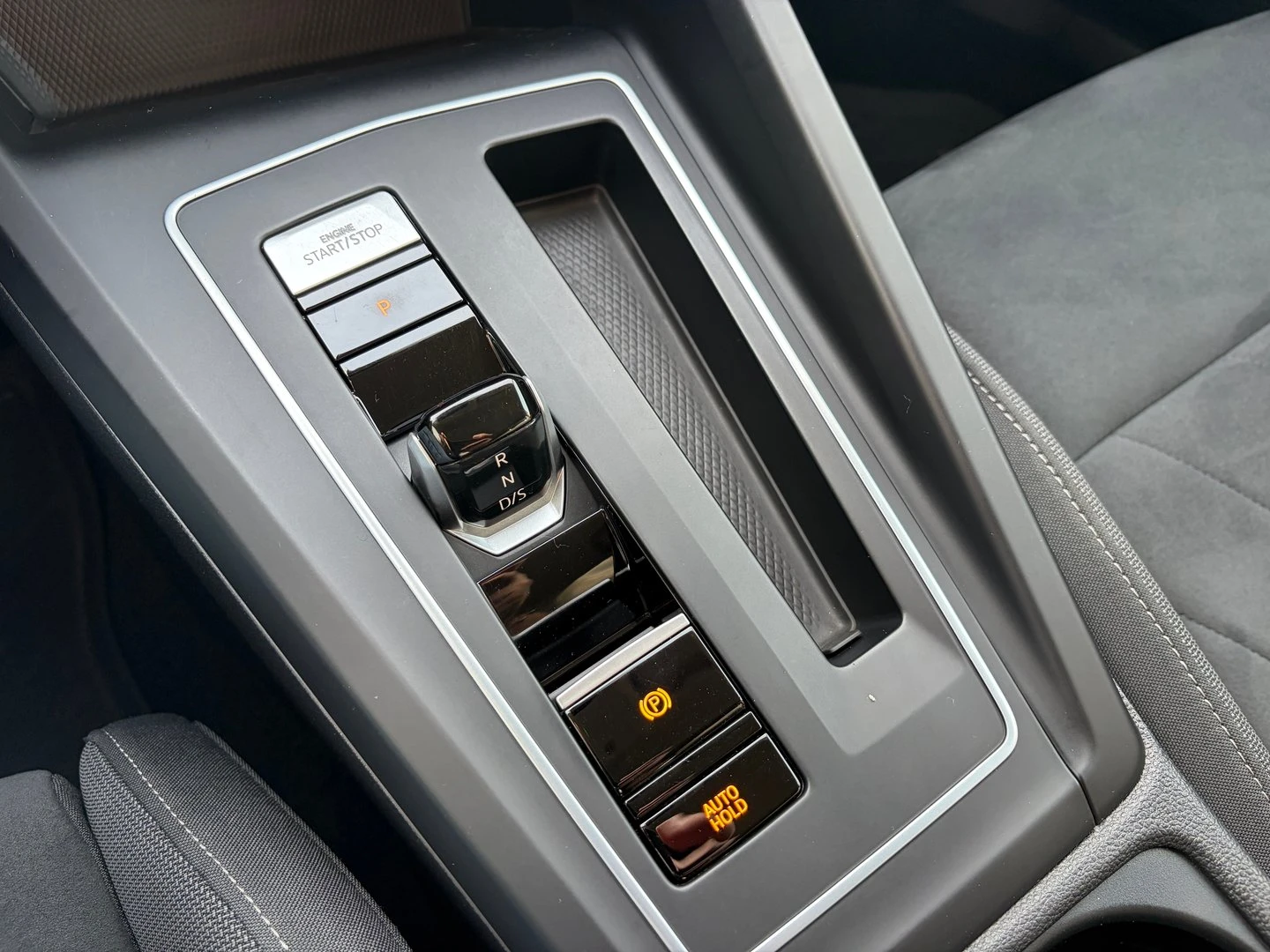 VW Golf, снимка 10 - Автомобили и джипове - 56633678