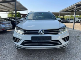 VW Touareg Facelift/R Line/Navi/Camera/262к.с, снимка 2