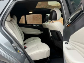 Mercedes-Benz GLE 43 AMG * CARFAX * NIGHT PACKAGE * МАСАЖ * ПАНОРАМА, снимка 11