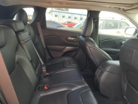 Jeep Cherokee LATITUDE*   * CARFAX*   | Mobile.bg    11