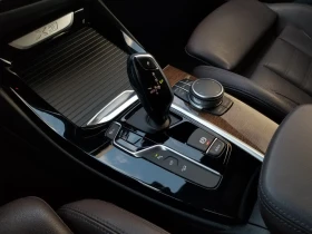 BMW X3 DISTRONIC* PANO* LANE* HUD* ЩОРИ* AMBIENT* FULL MA, снимка 11