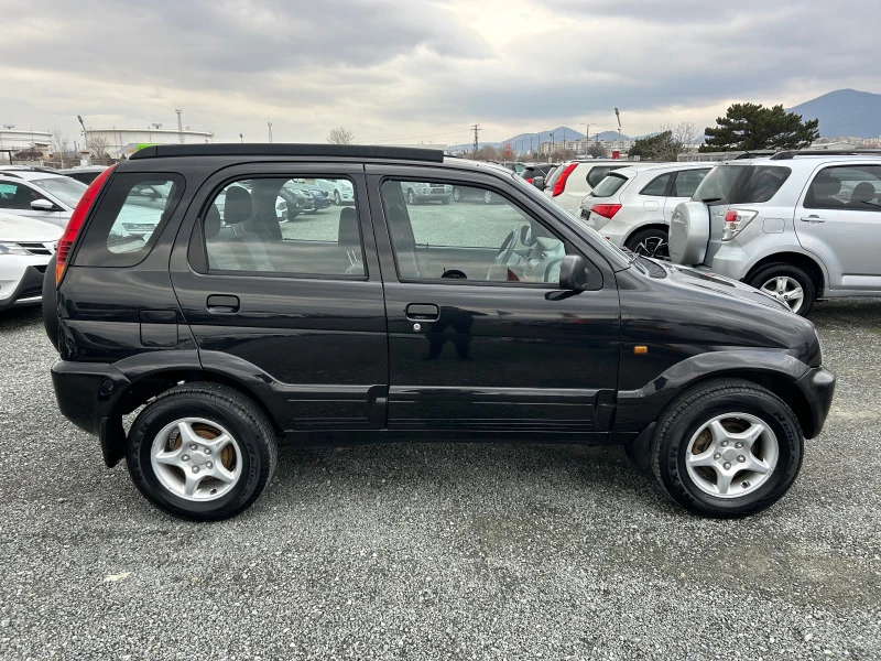 Daihatsu Terios (KATO НОВА)^(4x4), снимка 4 - Автомобили и джипове - 44059007