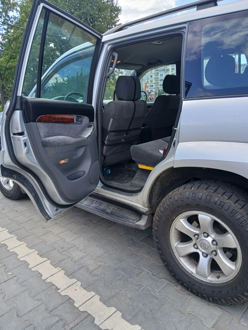 Toyota Land cruiser 3.0TD, снимка 5 - Автомобили и джипове - 47294126