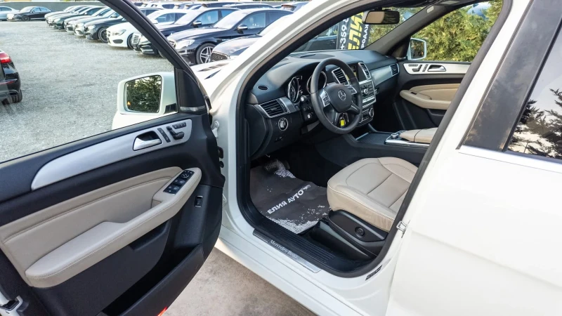 Mercedes-Benz ML 350 D 4 MATIC FULL AMG PACK ЛИЗИНГ 100%, снимка 9 - Автомобили и джипове - 52150191